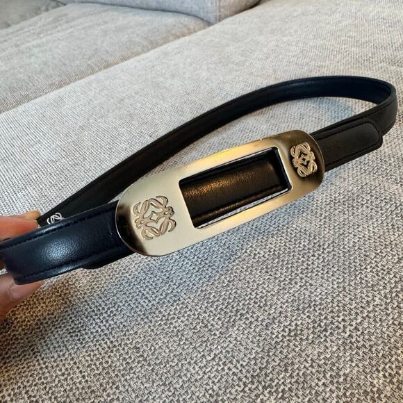 LOEWE calf leather Anagram logo Silver buckle belt Size 70 Spain Luxury Designer LOEWE calf leather Anagram logo Silver buckle belt Size 70  main image 2
